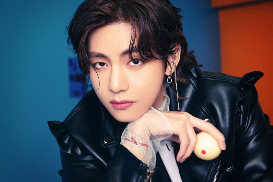 Pesona V BTS yang Selalu Memikat Hati